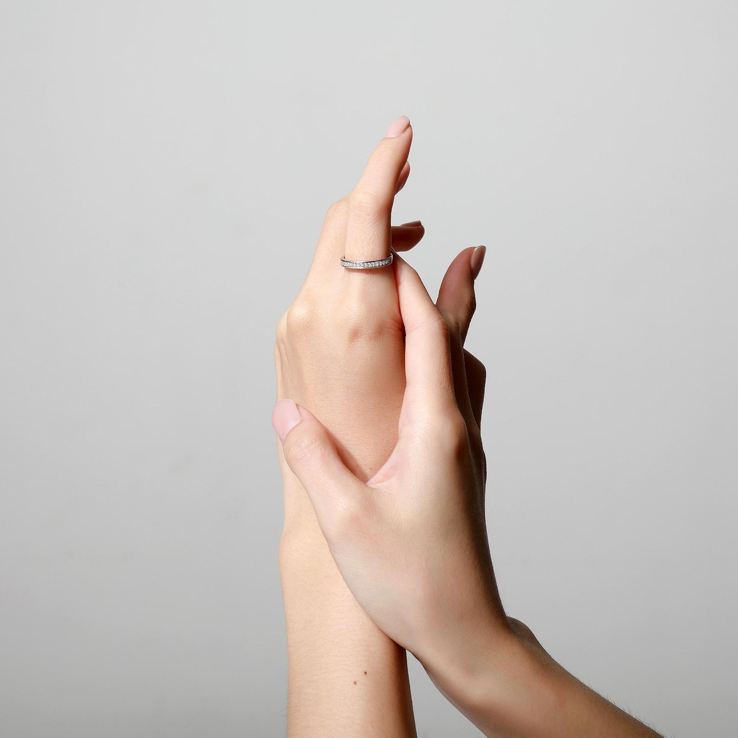 Aurora Cincin Emas 18K - Olivia 01