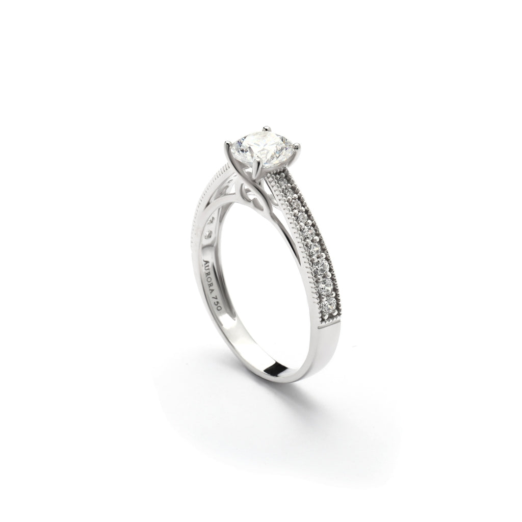 Aurora Cincin Emas 18K - Cherise 31