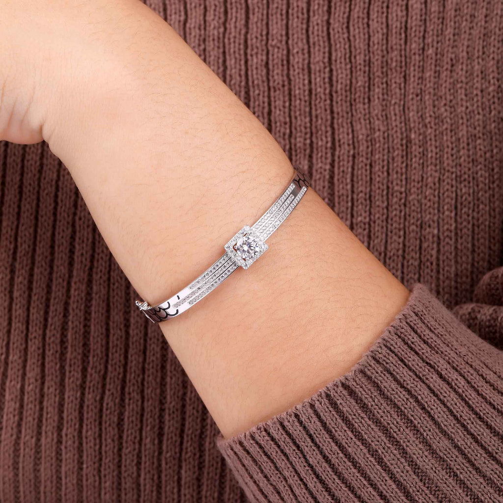 Aurora Gelang  Emas 18K - Flower Tattoo 0001