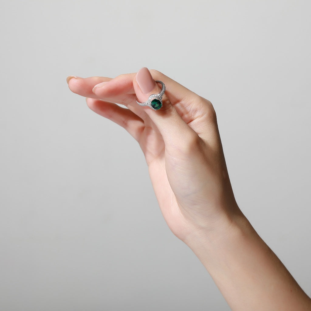 Aurora Cincin Emas 18K - Emera 00005