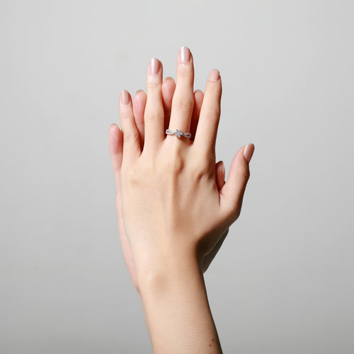 Load image 1 in gallery view. Aurora Cincin Emas 18K - Daisy 00006